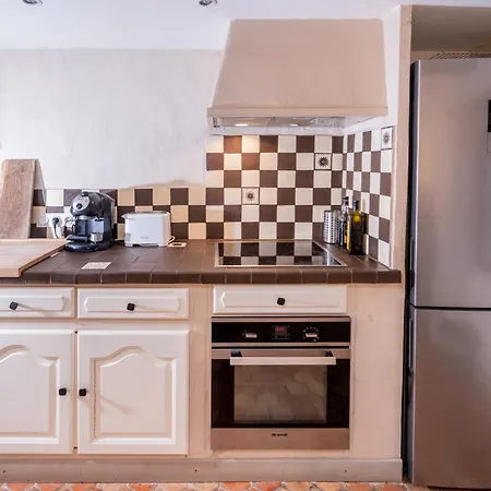 Holiday home L'oustal Du Larzac, En Aveyron *