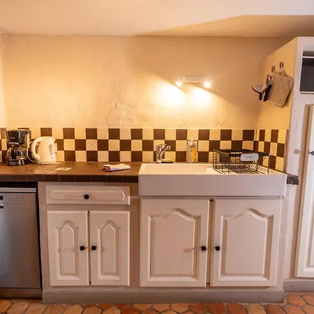 L'oustal Du Larzac, En Aveyron Holiday home La Bastide-Pradines