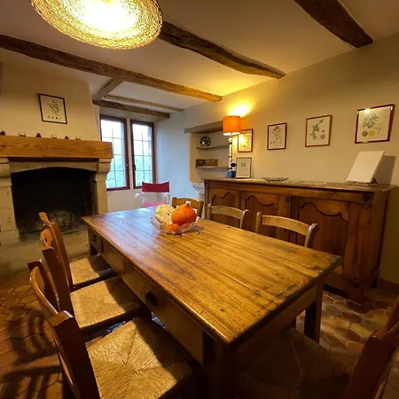 L'oustal Du Larzac, En Aveyron * La Bastide-Pradines