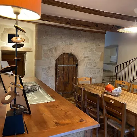 L'oustal Du Larzac, En Aveyron Nyaraló La Bastide-Pradines