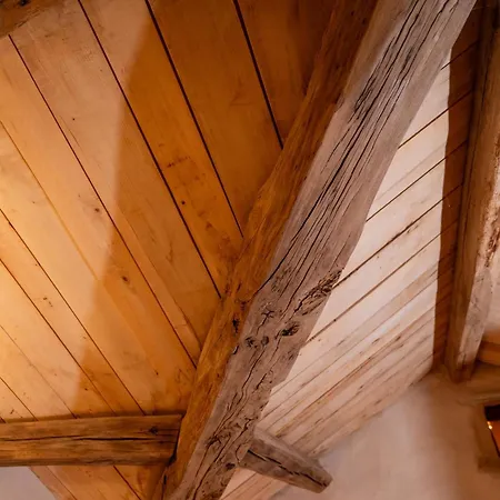 L'oustal Du Larzac, En Aveyron *