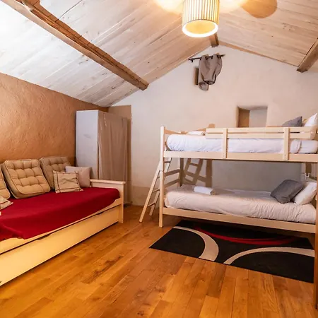 L'oustal Du Larzac, En Aveyron Ferienhaus