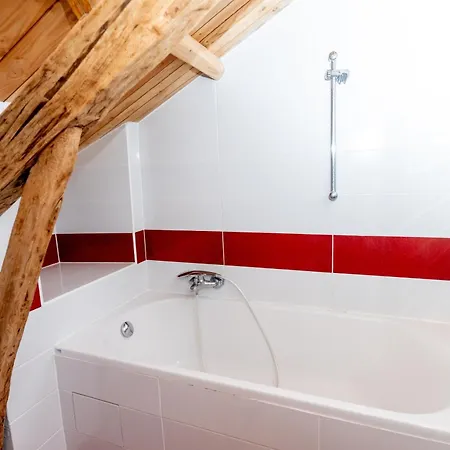 L'oustal Du Larzac, En Aveyron